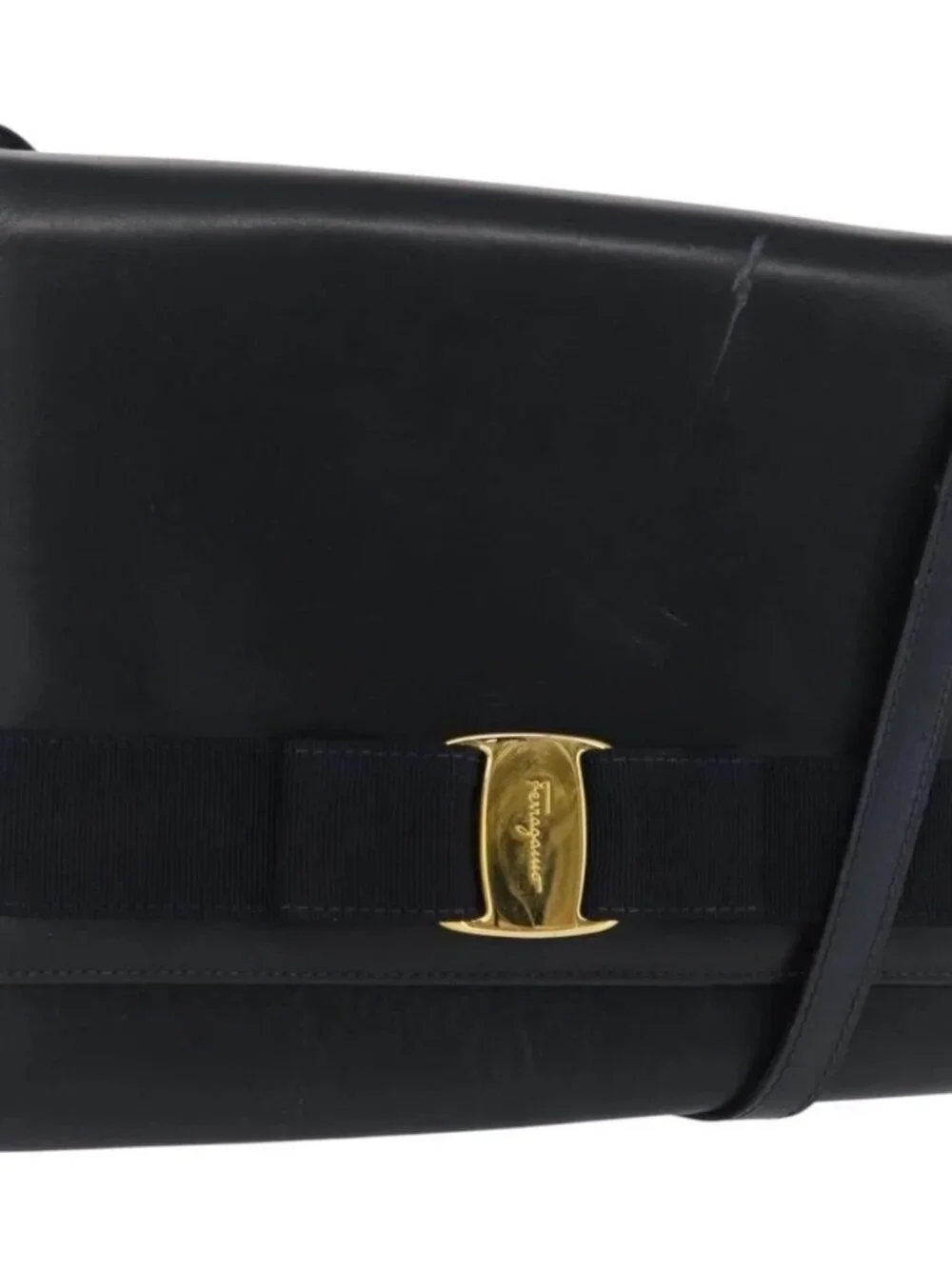 Salvatore Ferragamo Vala Shoulder Bag Leather Navy Gold Auth 167921